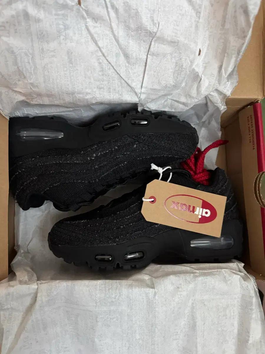 새상품 리바이스 x 에어맥스