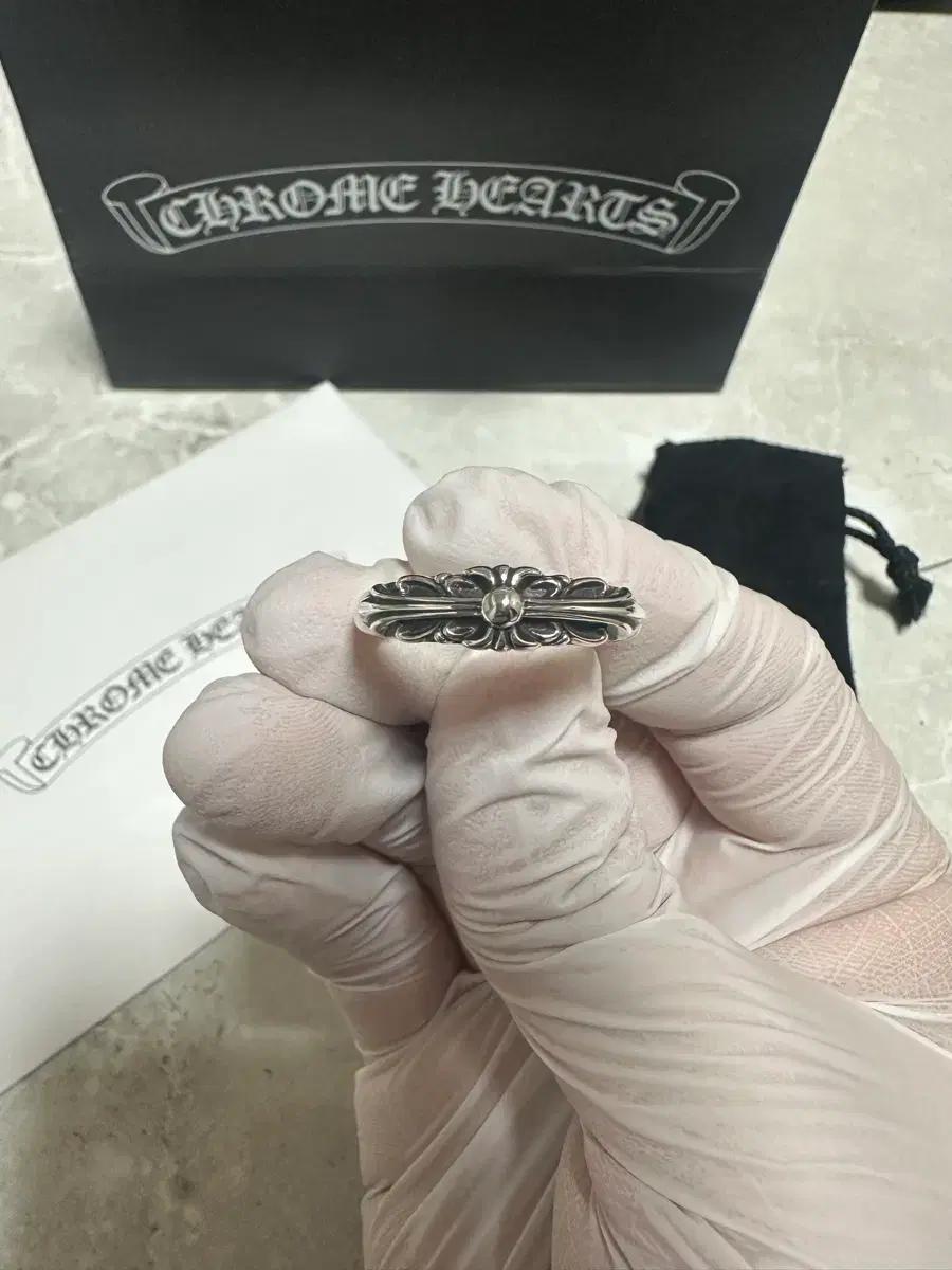 (새상품) 크롬하츠 베이비 플로럴 링 us9.5