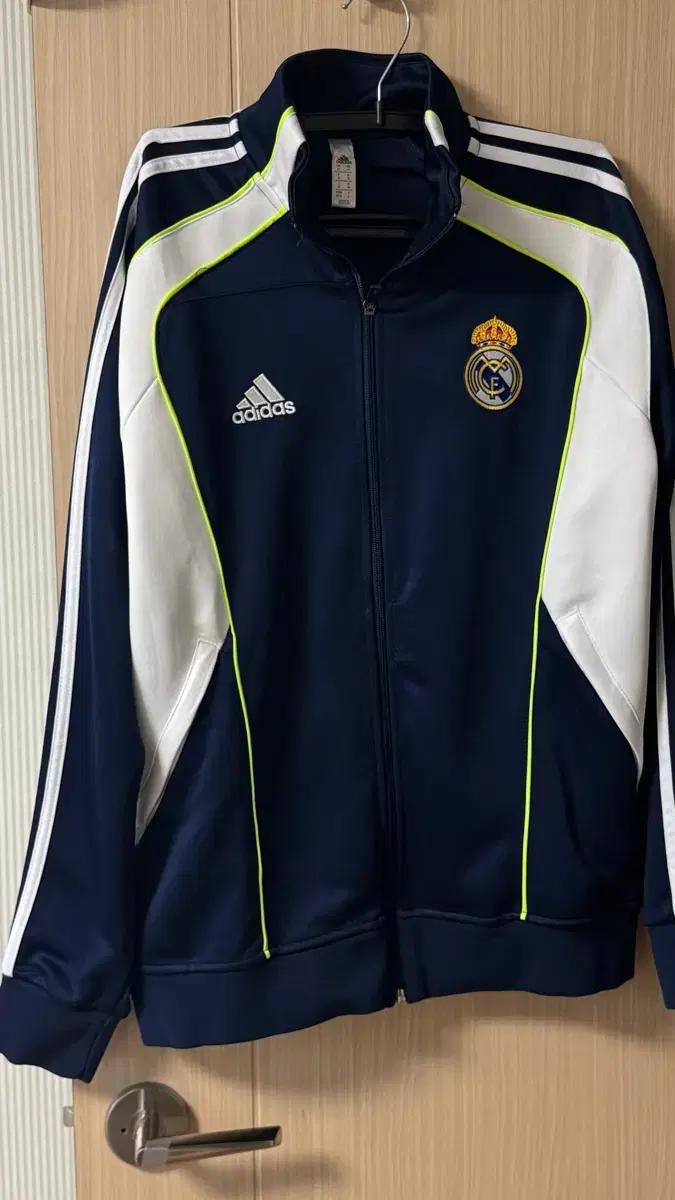 레알마드리드 ubp 트랙탑 네이비 세트 m