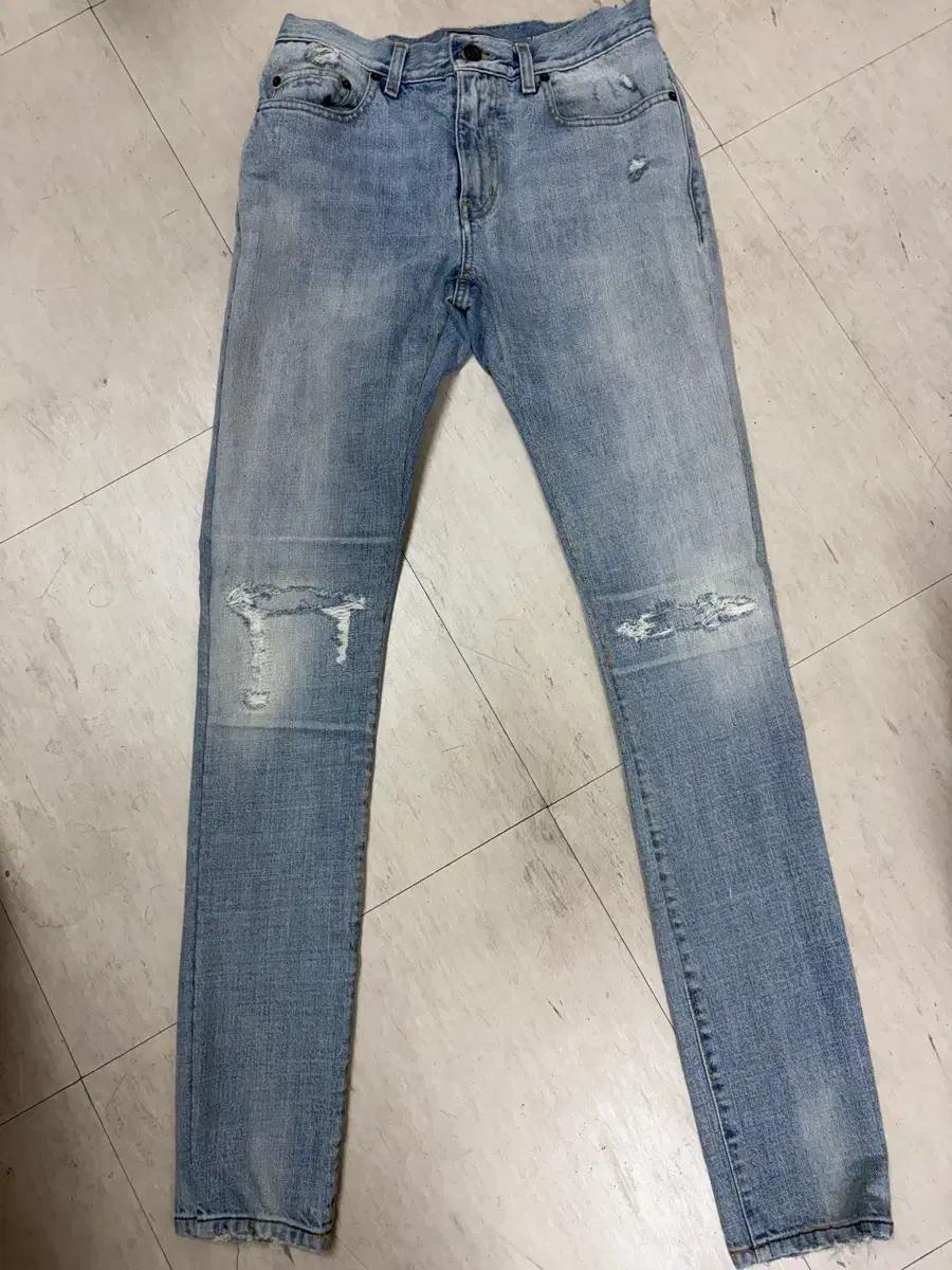 생로랑 연청 데미지 데님 30사이즈