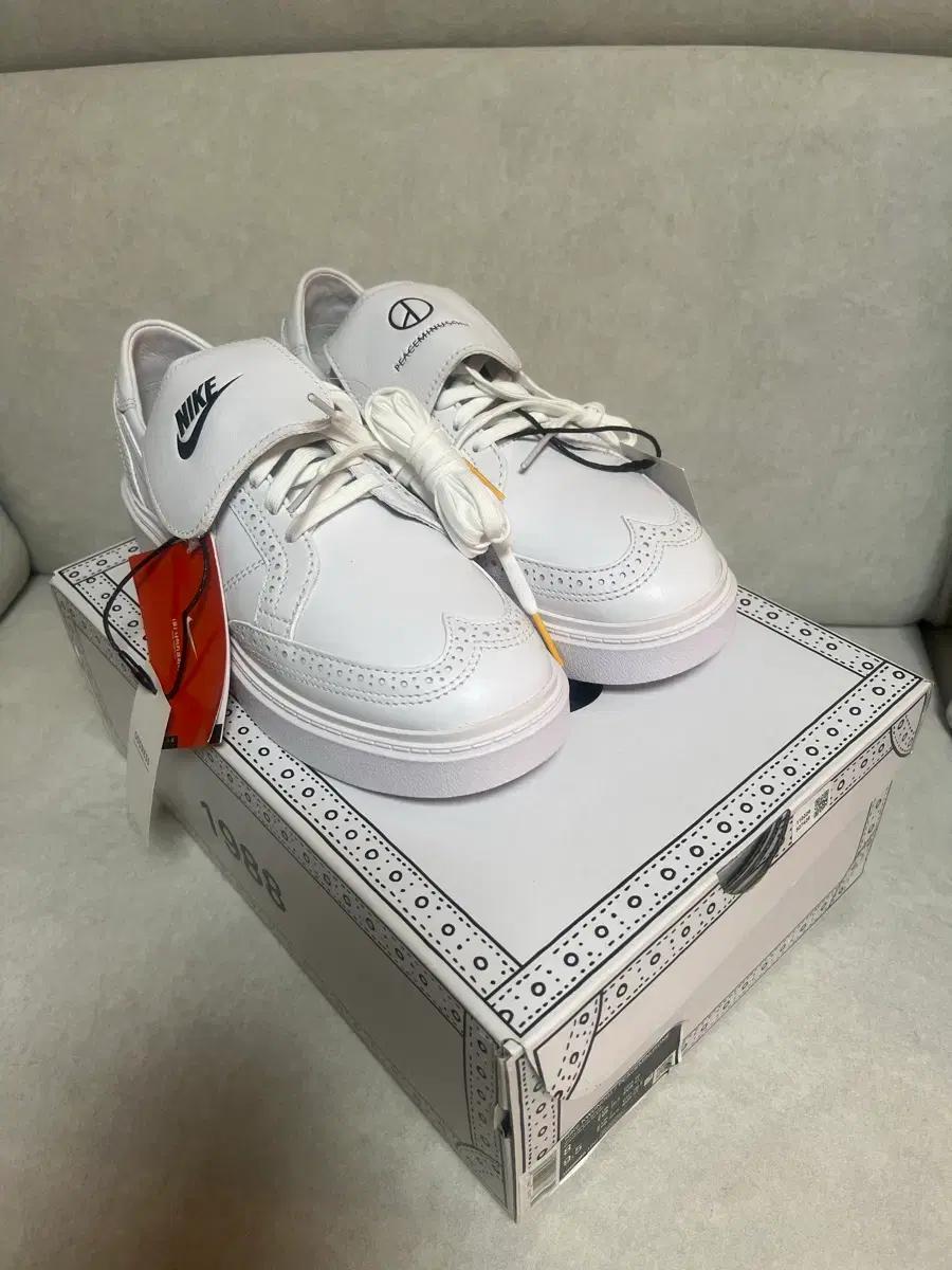 나이키 피스마이너스원 권도 화이트 (260)