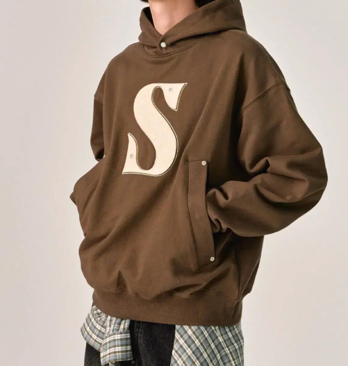 세터 후드티 브라운슈가 (s)