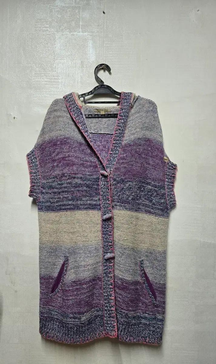 써스데이아일랜드 후드 니트 롱조끼 S