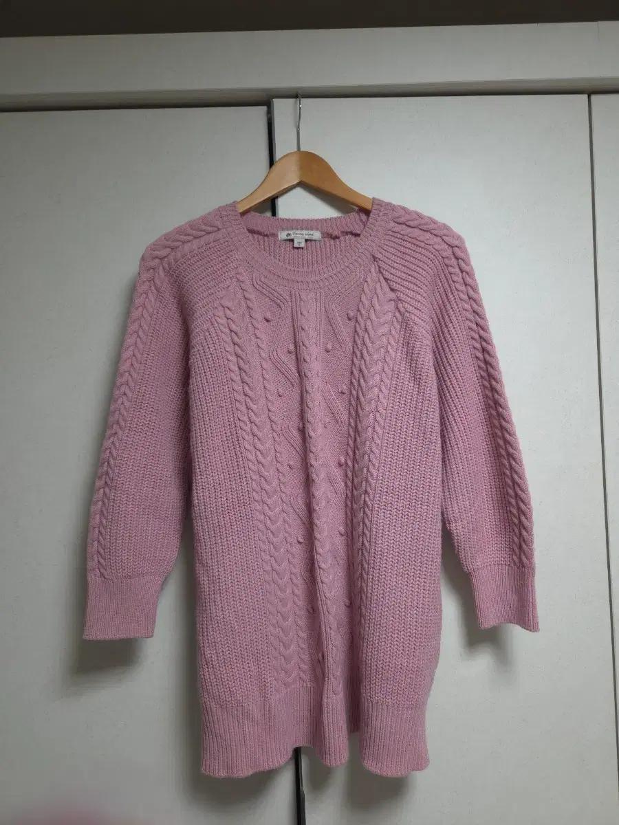 써스데이아일랜드 꽈배기 롱니트