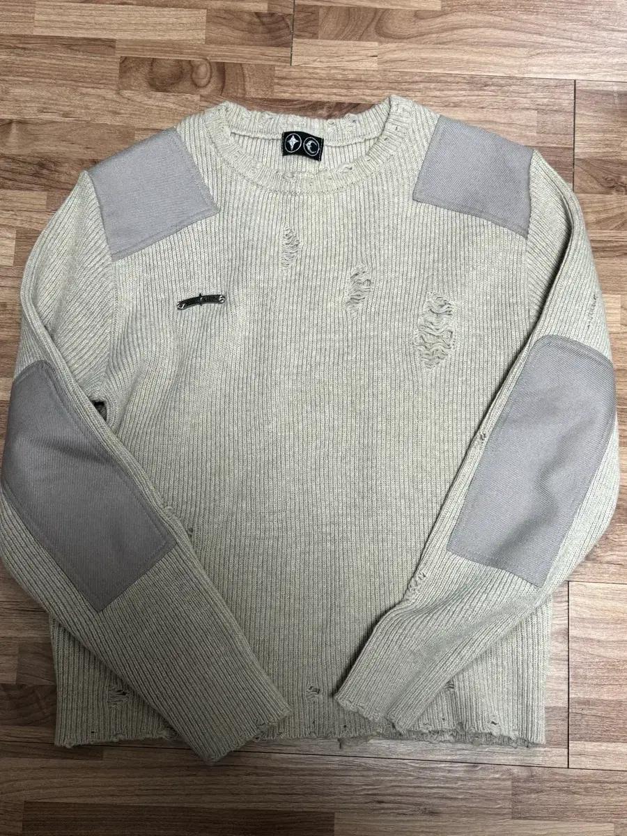 떠그클럽 베를린 니트 베이지 3사이즈