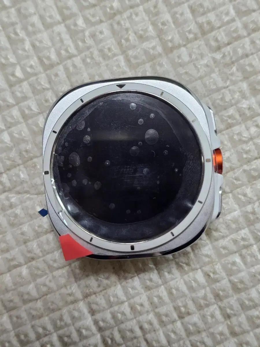 갤럭시워치 울트라(2024)lte화이트버전입니다