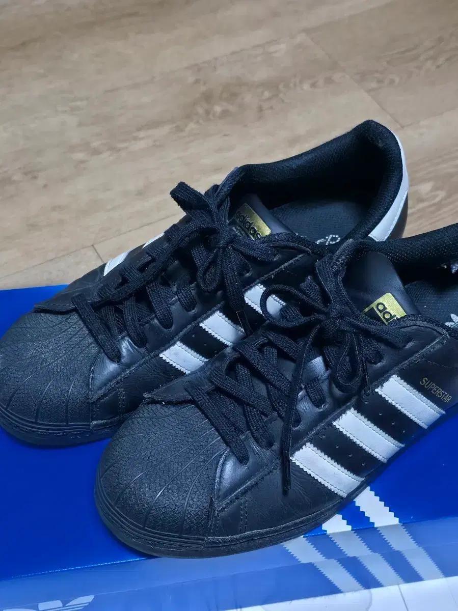 아디다스 슈퍼스타 블랙 운동화 275 / 오니츠카타이거 코르세어 280