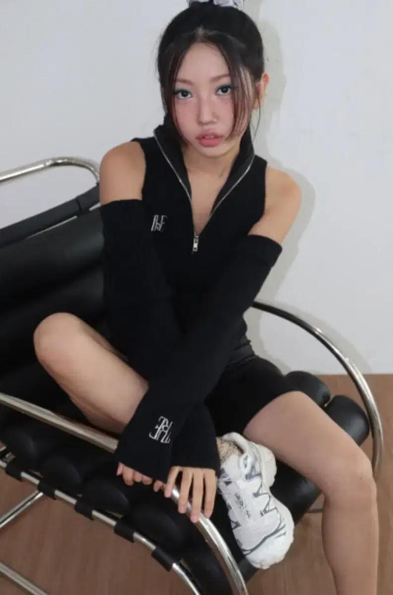 Ture 티유알이 main golgi vest bolero set