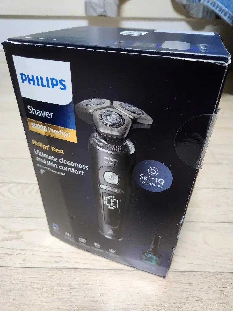 필립스 s9000 프레스티지 면도기 팝니다.