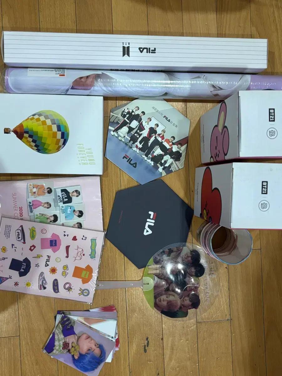 방탄소년단 bts 굿즈 일괄 판매합니다.