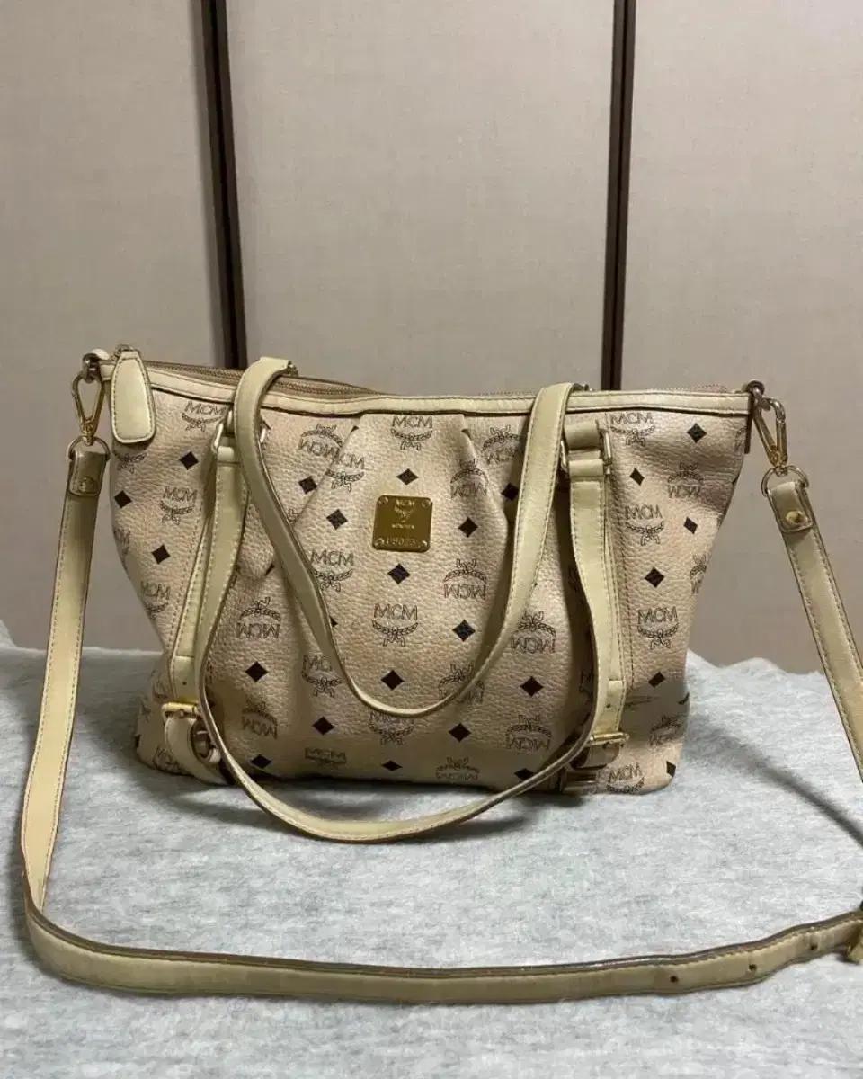 MCM 숄더백 아이보리 패턴