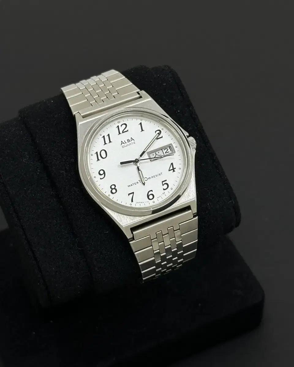 세이코 알바 seiko alba 맨즈 쿼츠 시계 (영문/한문 데이)