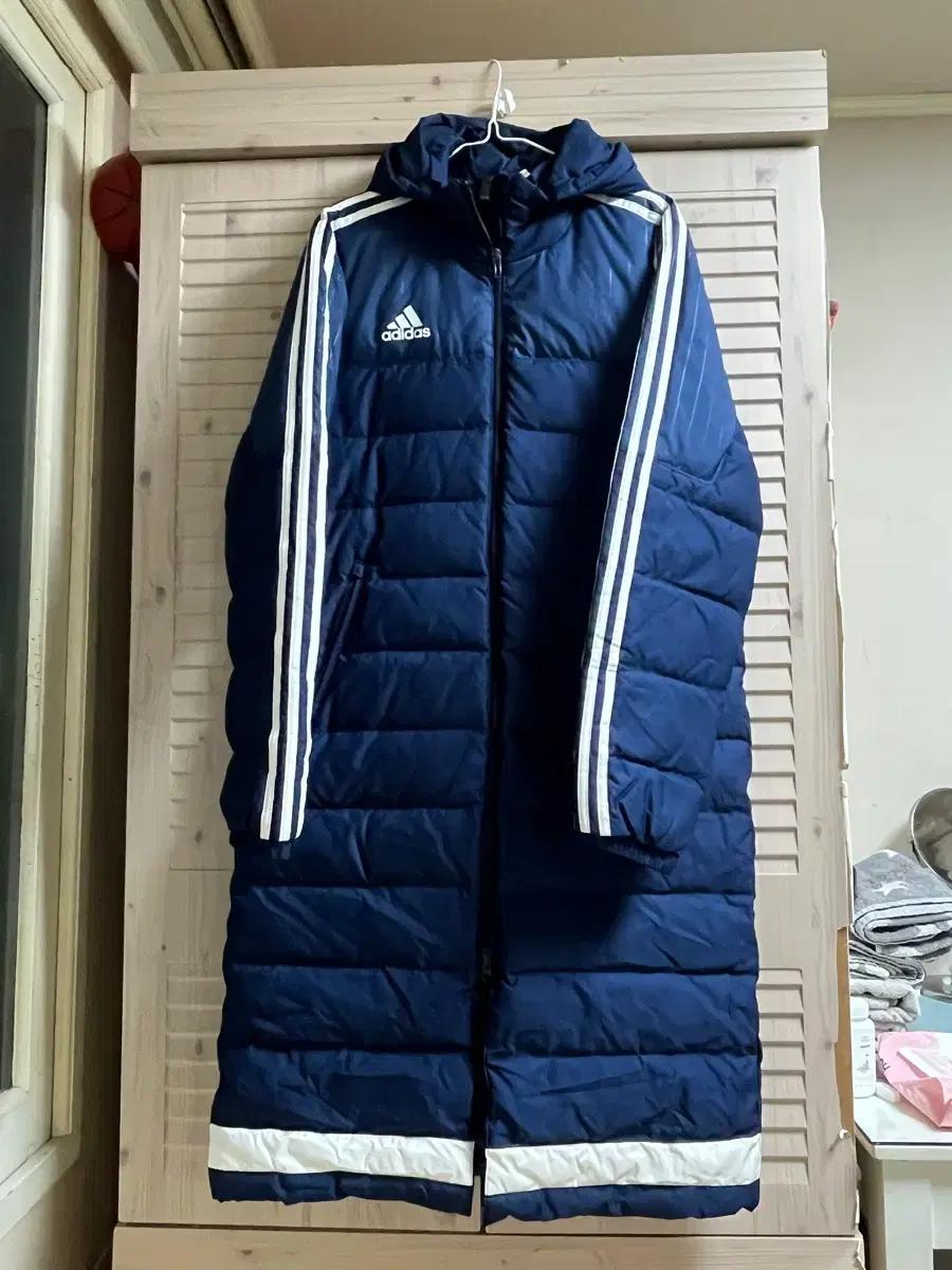 거의새거) 아디다스 롱패딩 90