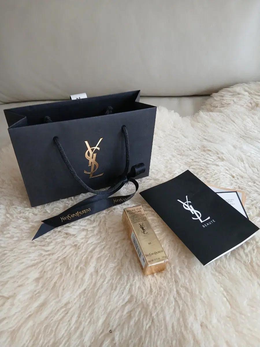 입생로랑 NEW 루쥬 쀠르 꾸뛰르 립스틱 R7