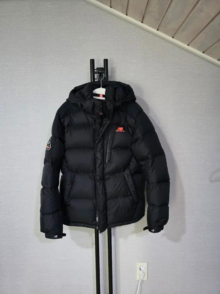 뉴발란스 남성 덕다운 블랙 패딩 점퍼 XL (105)