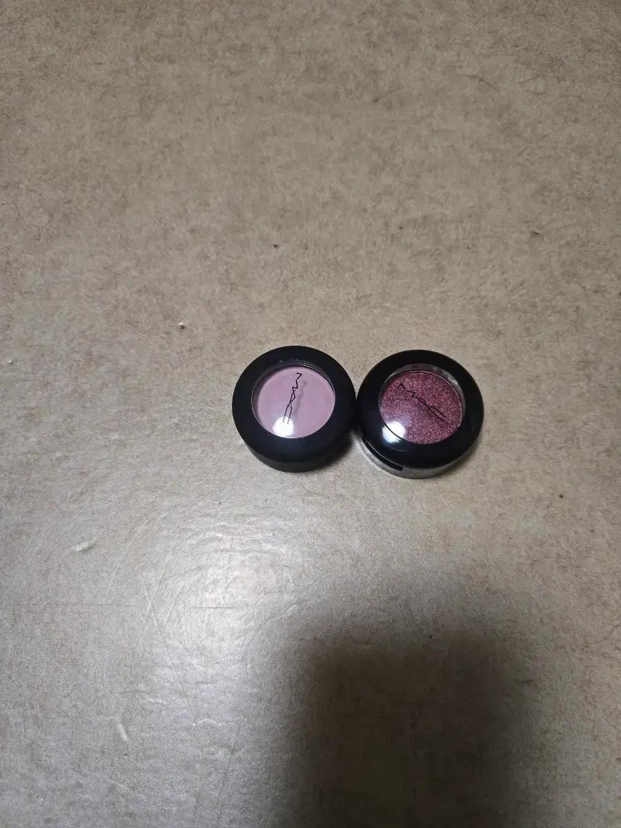 맥 아이섀도우 새상품