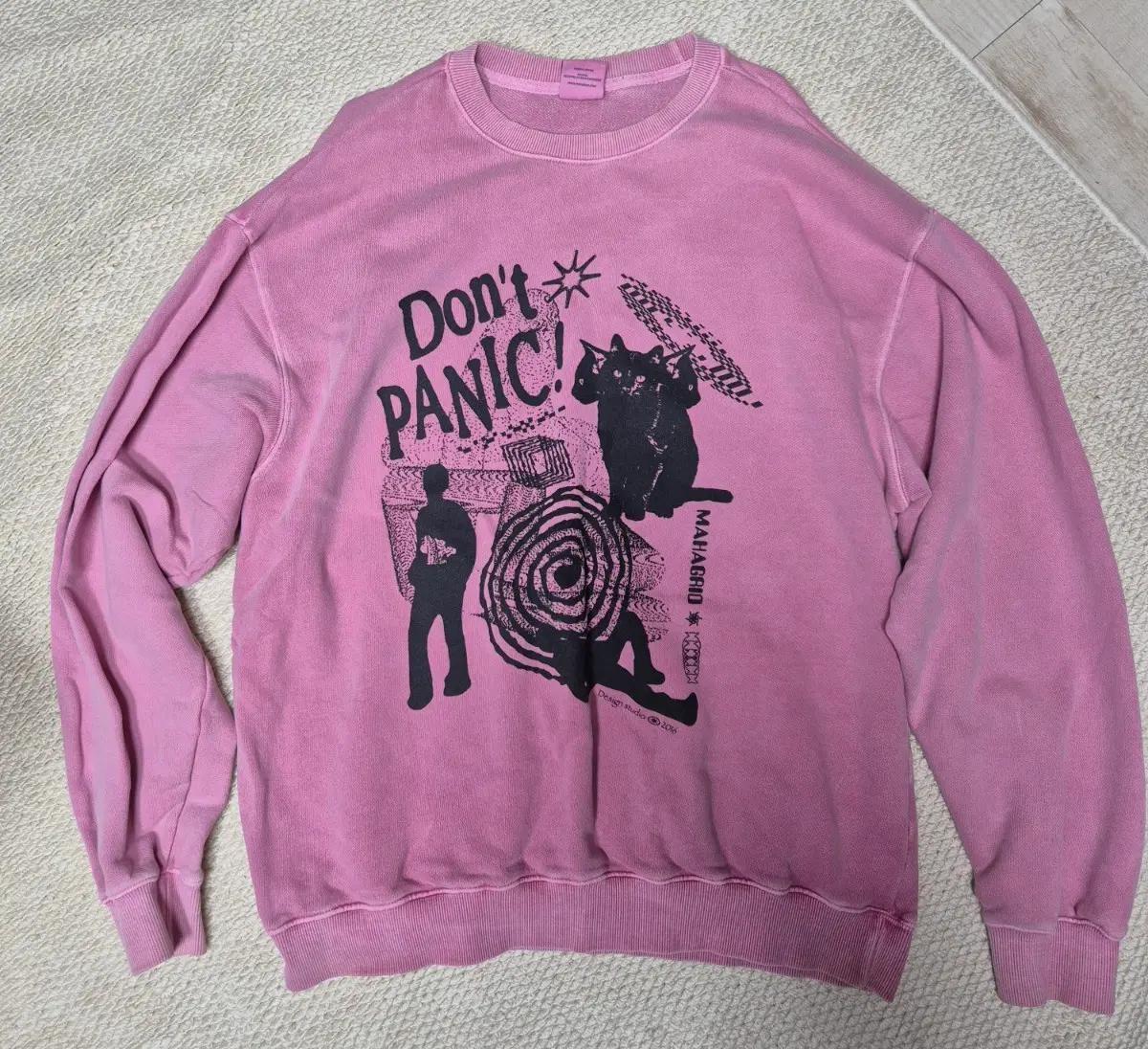 마하그리드 핑크 Don't PANIC! 맨투맨