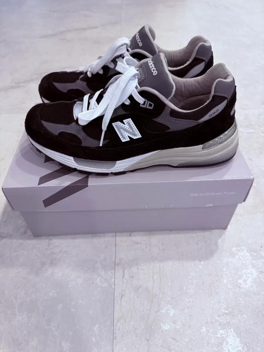 뉴발란스 992블랙 265