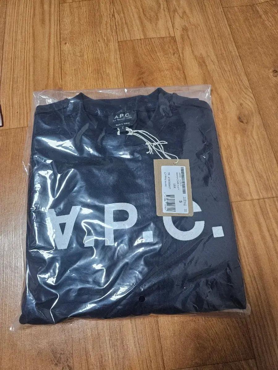 A.P.C. 로고 반팔 티셔츠 다크네이비 S
