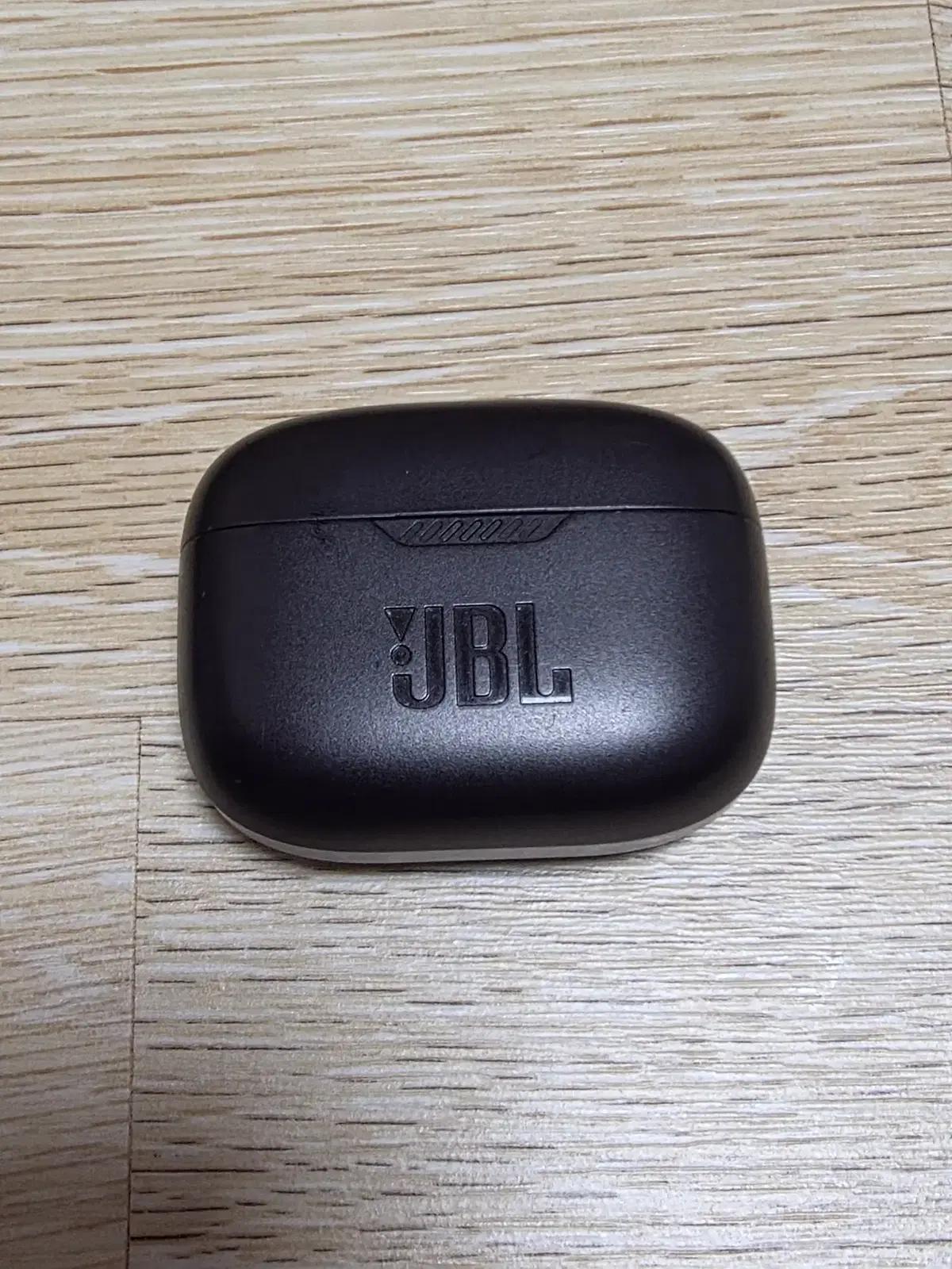 JBL TUNE 130NC 블루투스 무선 이어폰 본체, 풀셋
