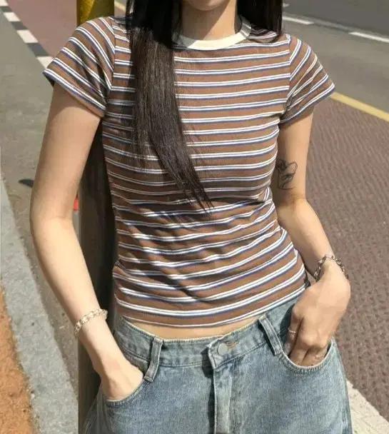 *빠른급처원함* 배색 스트라이프 반팔 티셔츠 *새상품*