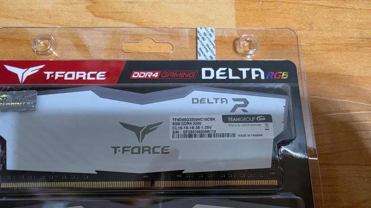 (택포)T-Force Delta RGB 8GB DDR4 3200 메모리