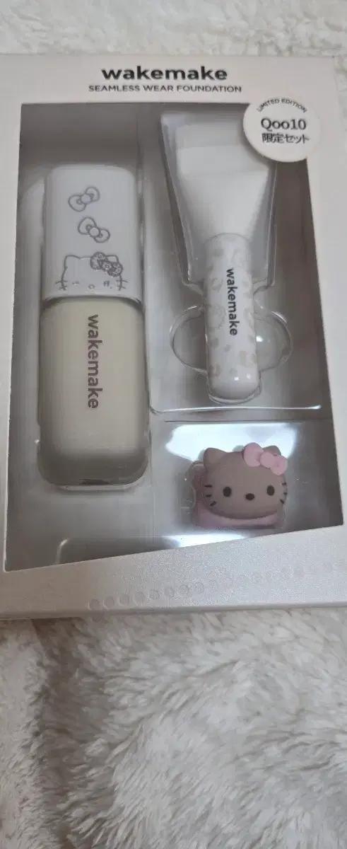 (미개봉) 웨이크메이크 일본 한정 갸루키티 파운데이션
