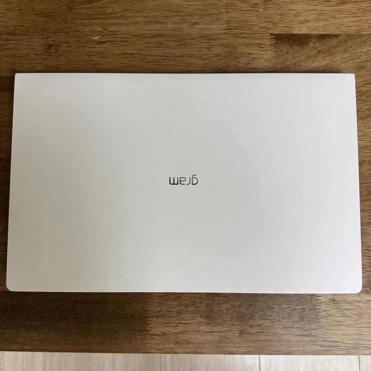 LG 그램 15인치 노트북 화이트