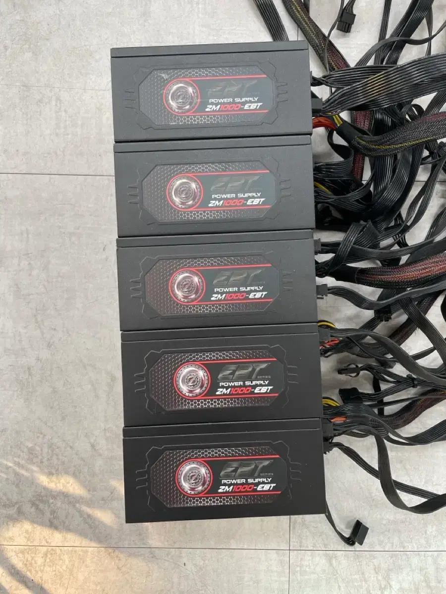 ZPT 파워 서플라이 ZM1000-EBT 1000w 80+ 골드+ 전원선증정