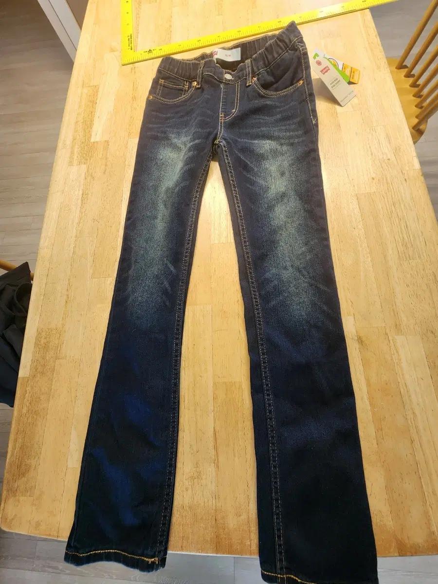 새상품) 10- 12세 LEVI'S 리바이스 키즈 청바지 140 단면32총기장92센치